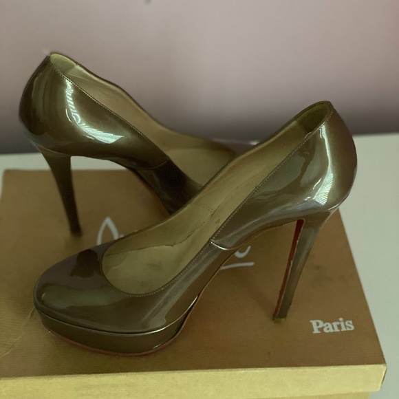 CHRISTIAN LOUBOUTIN BIANCA PUMP